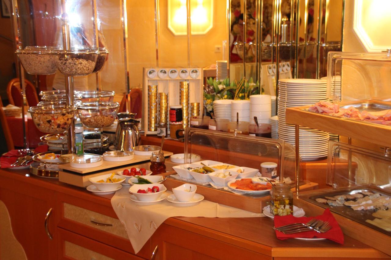 Hotel Lang ไลบ์นิทซ์ ภายนอก รูปภาพ